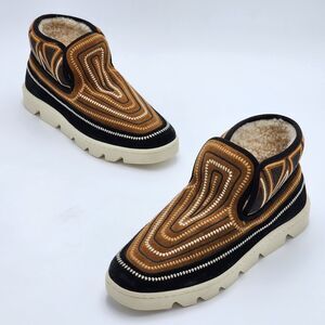 Bernardo Drea Embroidered Leather Sheepskin Shearling Bootie Size 8